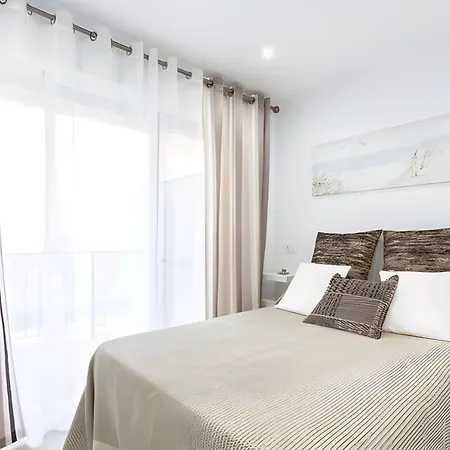 아파트 Ap. 2 Habitaciones- Boliches 푸엔히롤라
